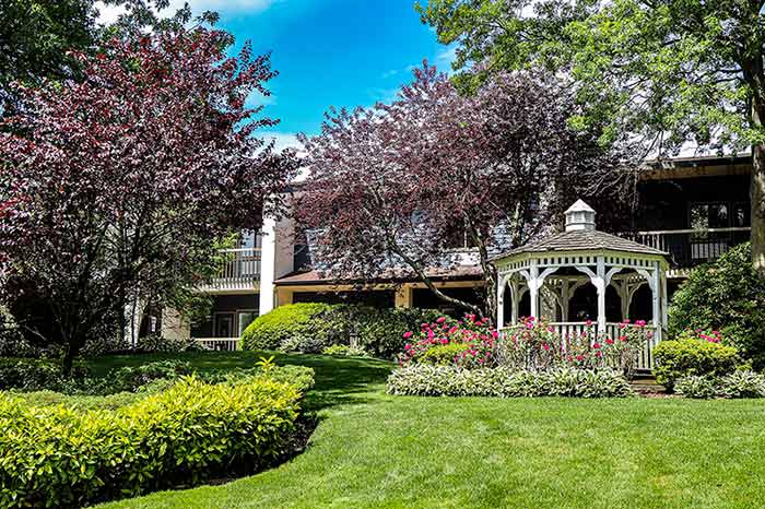 The outside of Chelsea West Orange in West Orange