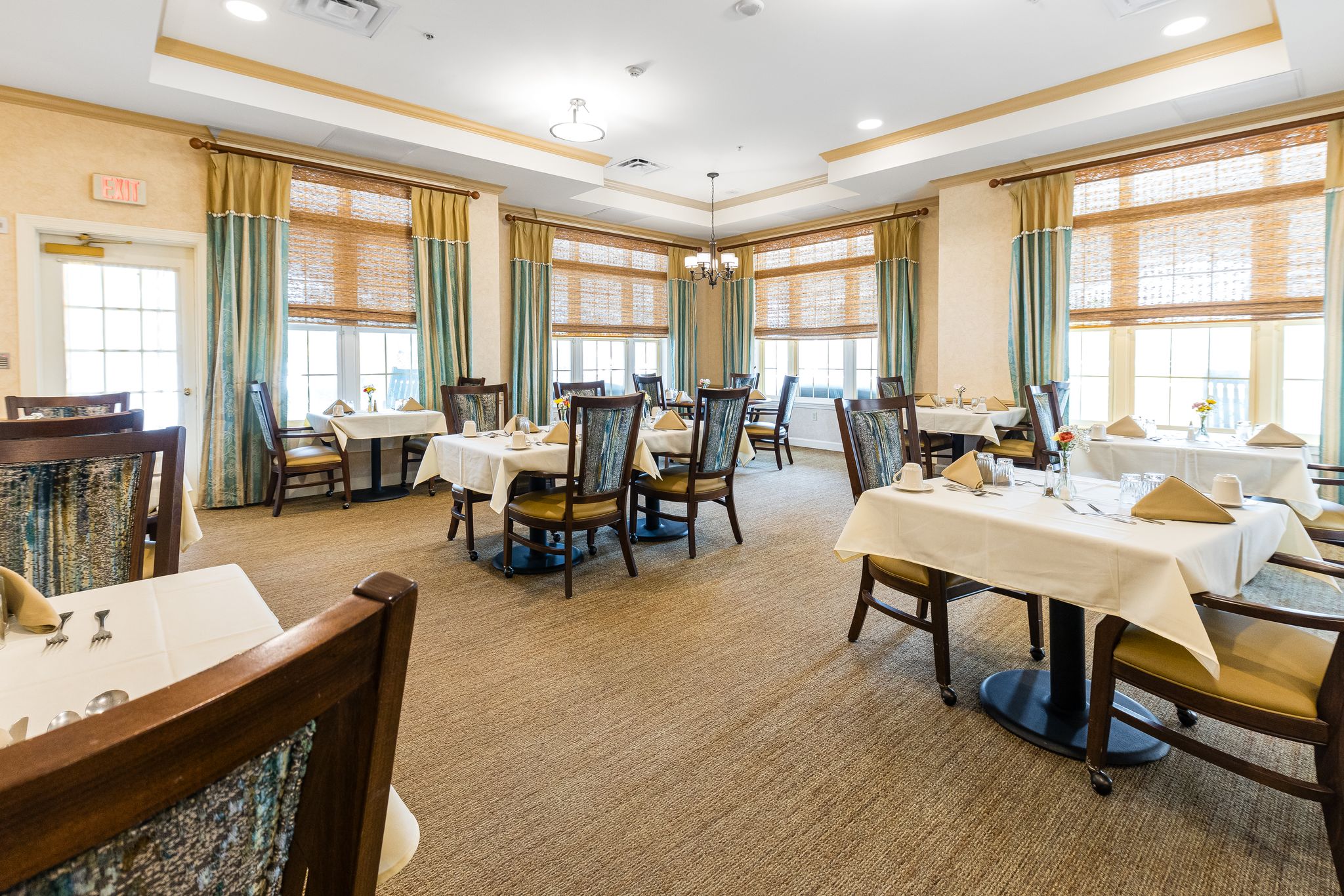 Sunrise of Jacksonville | Dining Room
