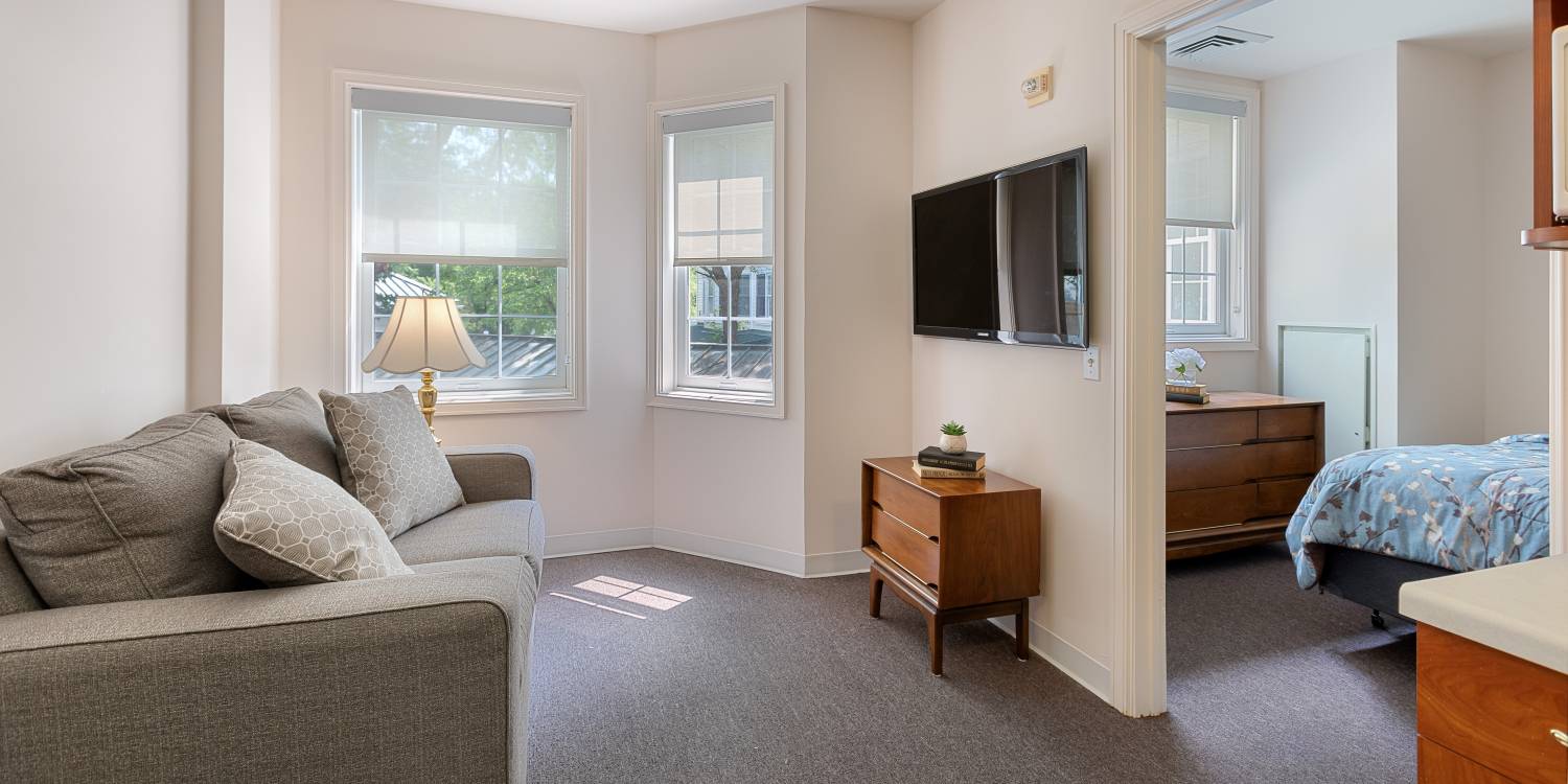 Complete Care at Whispering Woods in Edison