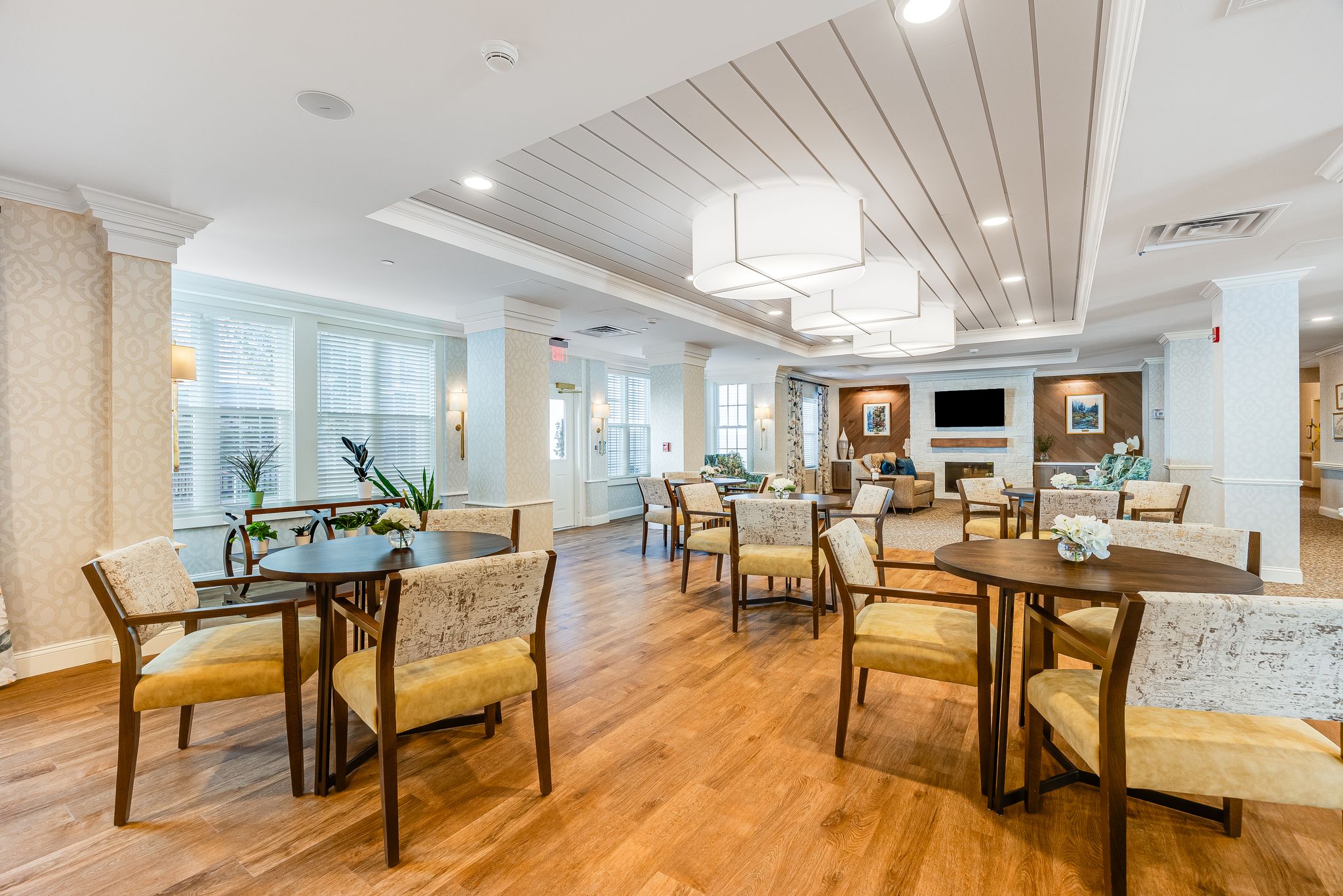 Dining Room | Brighton Gardens of Saddle River