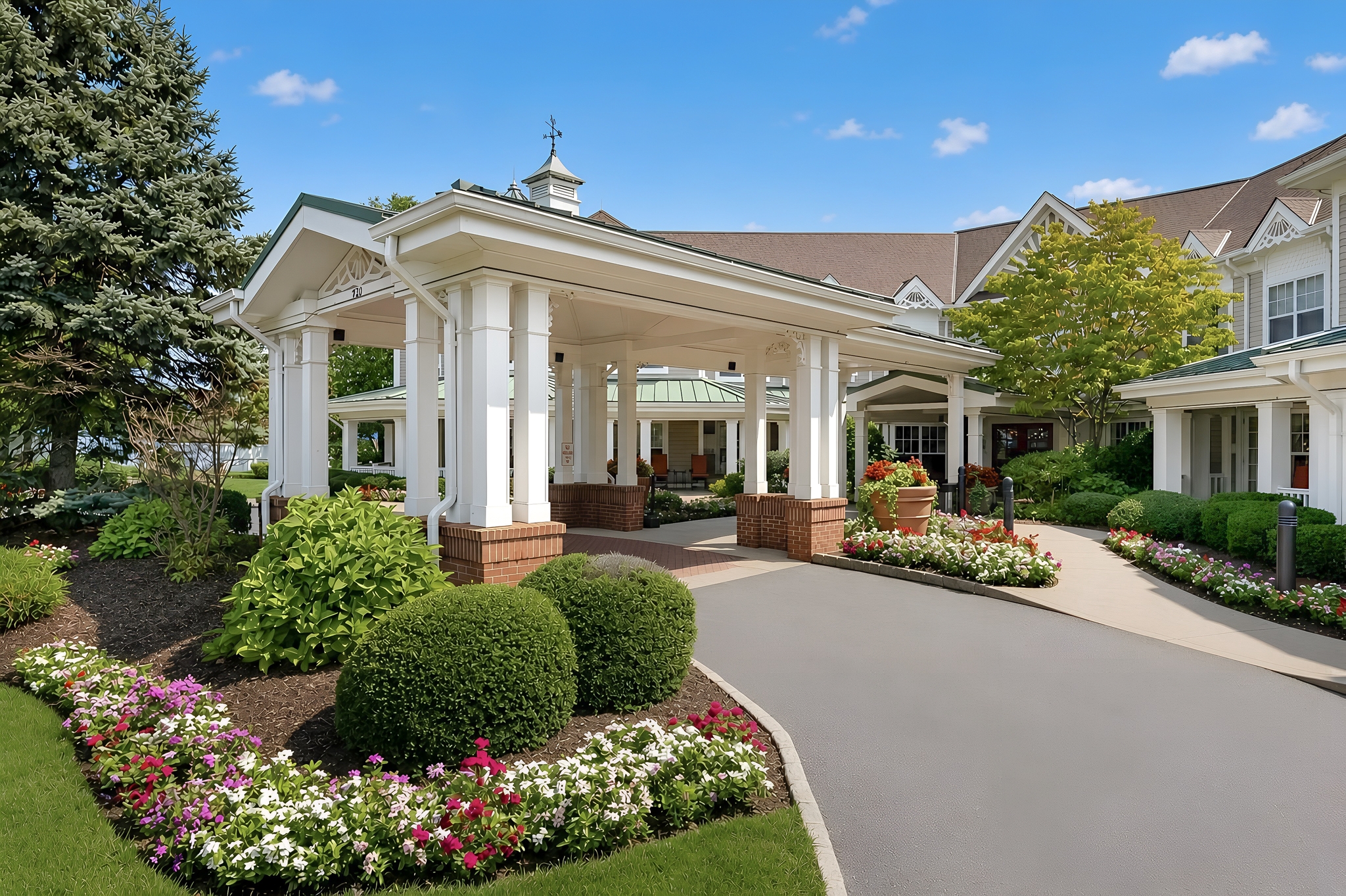 The outside of Sunrise of Woodcliff Lake in Woodcliff Lake